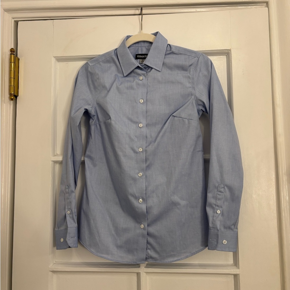 Light Blue Fitted Button Up Shirt